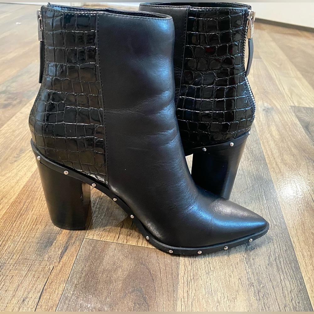 🖤ALDO Womens Black Snake Studded Ibalenna
 Toe Block Heel Zip-Up Booties 8.5🖤